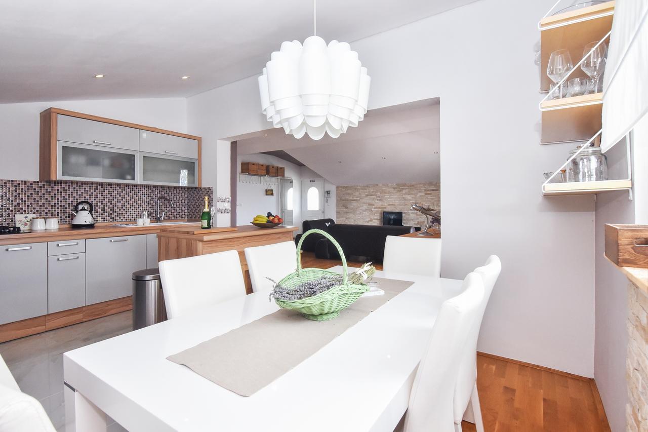 Apartment Larisa غورني كارين المظهر الخارجي الصورة