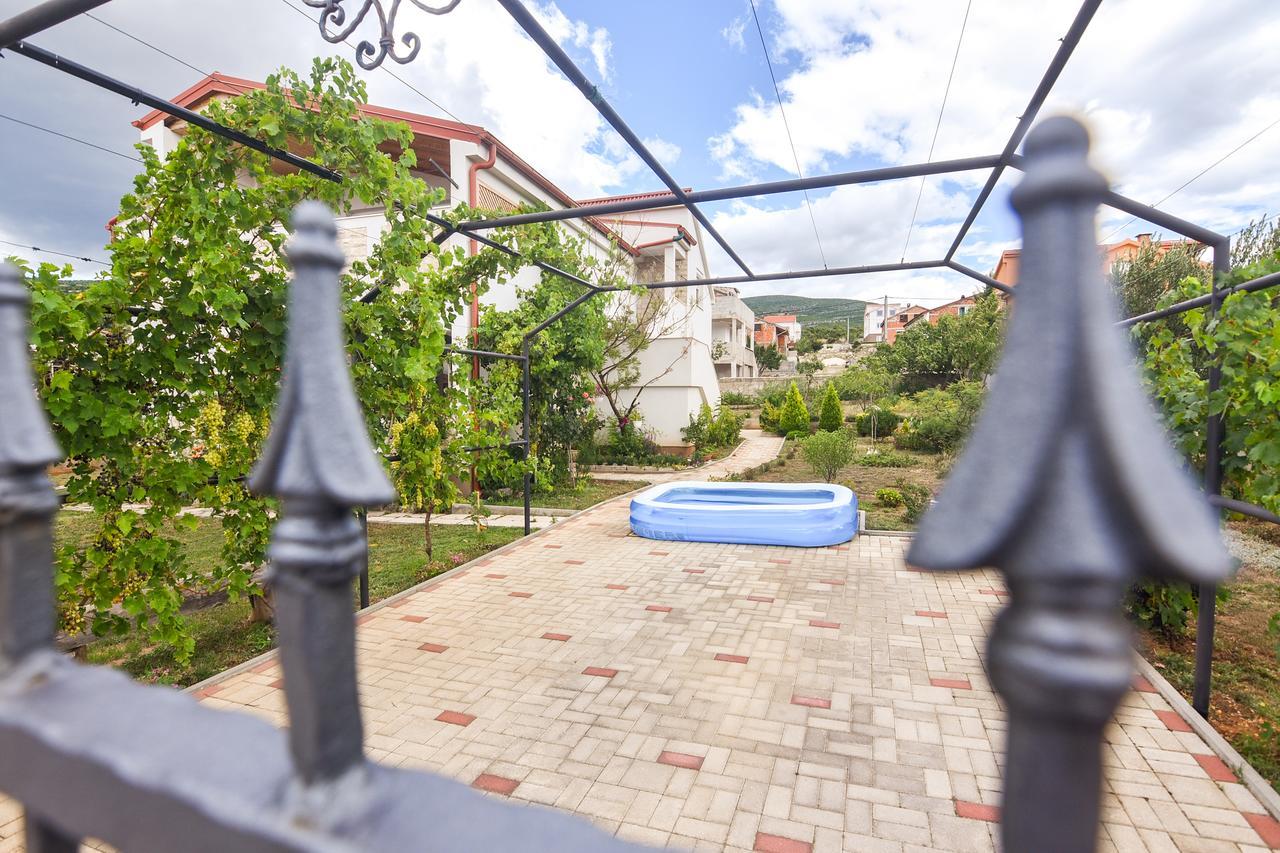 Apartment Larisa غورني كارين المظهر الخارجي الصورة